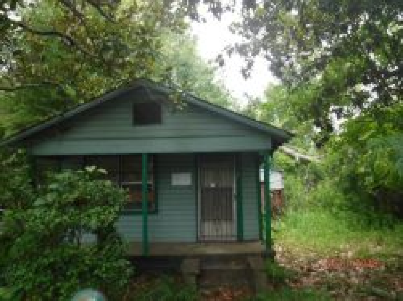 928 LINCOLN AVE. Nuisance Property