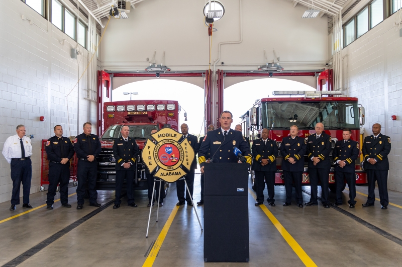 Mobile Fire-Rescue Department announces accreditation status.