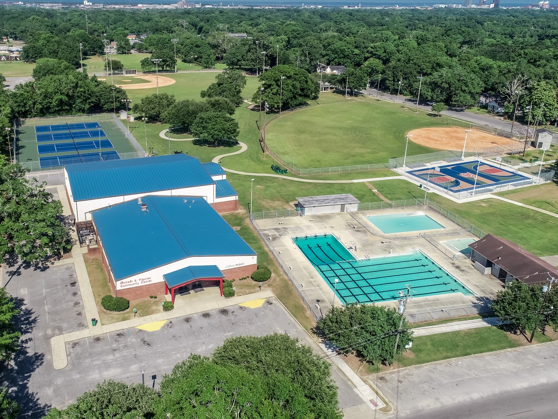 image of swimming pool